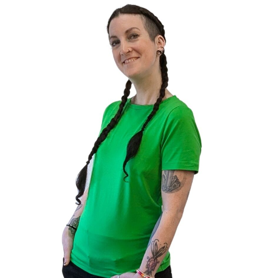 t-shirt_frau_stretch_baumwolle_fair_gruen