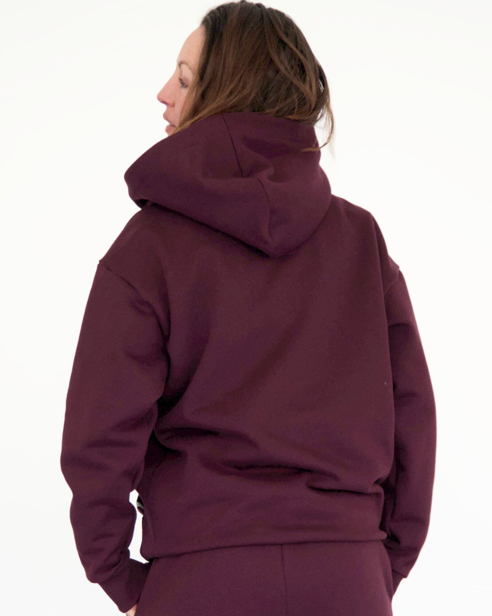 oversize_hoodie_unisex_bordeaux_ruecka