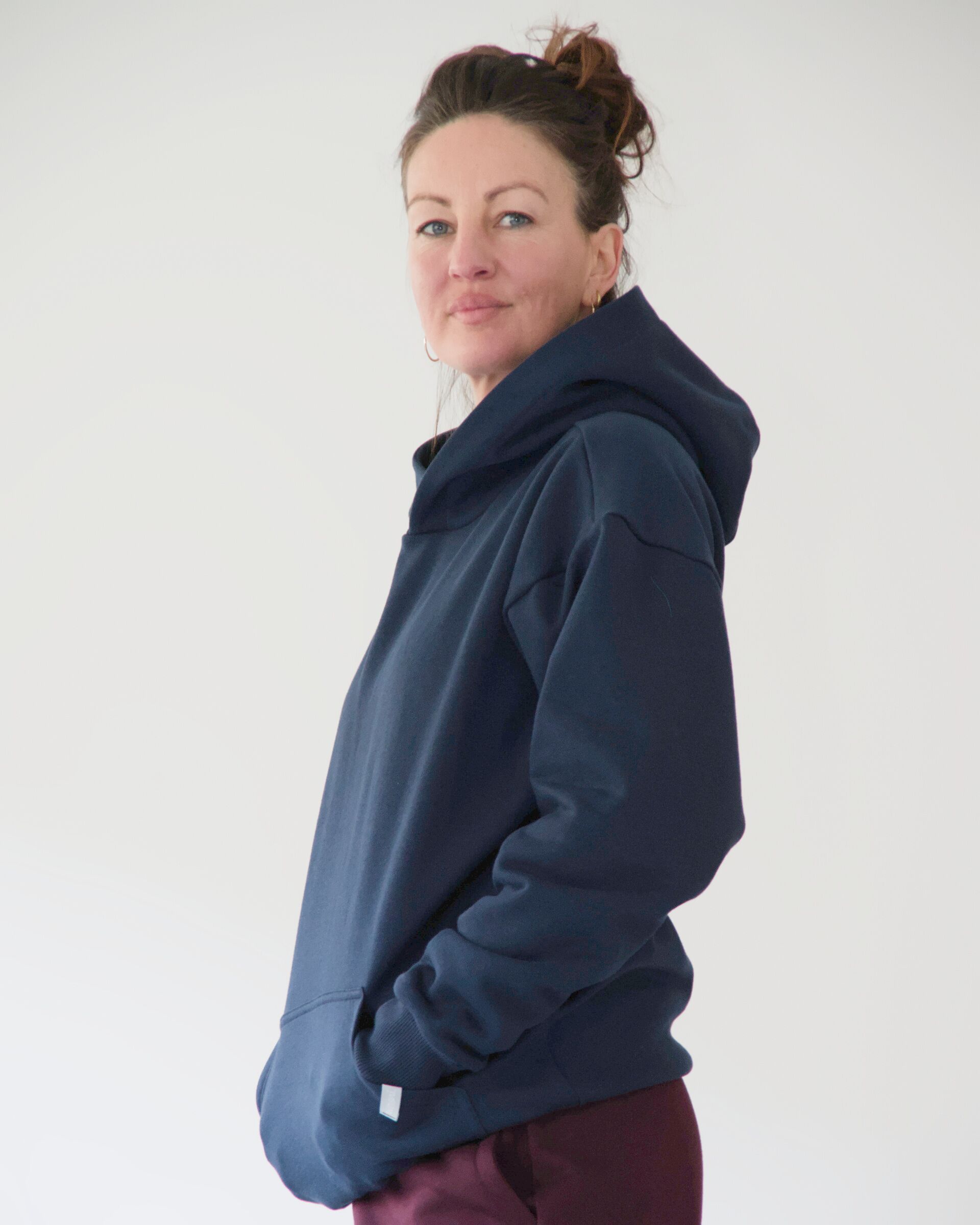 oversize_hoodie_unisex_marine_2a