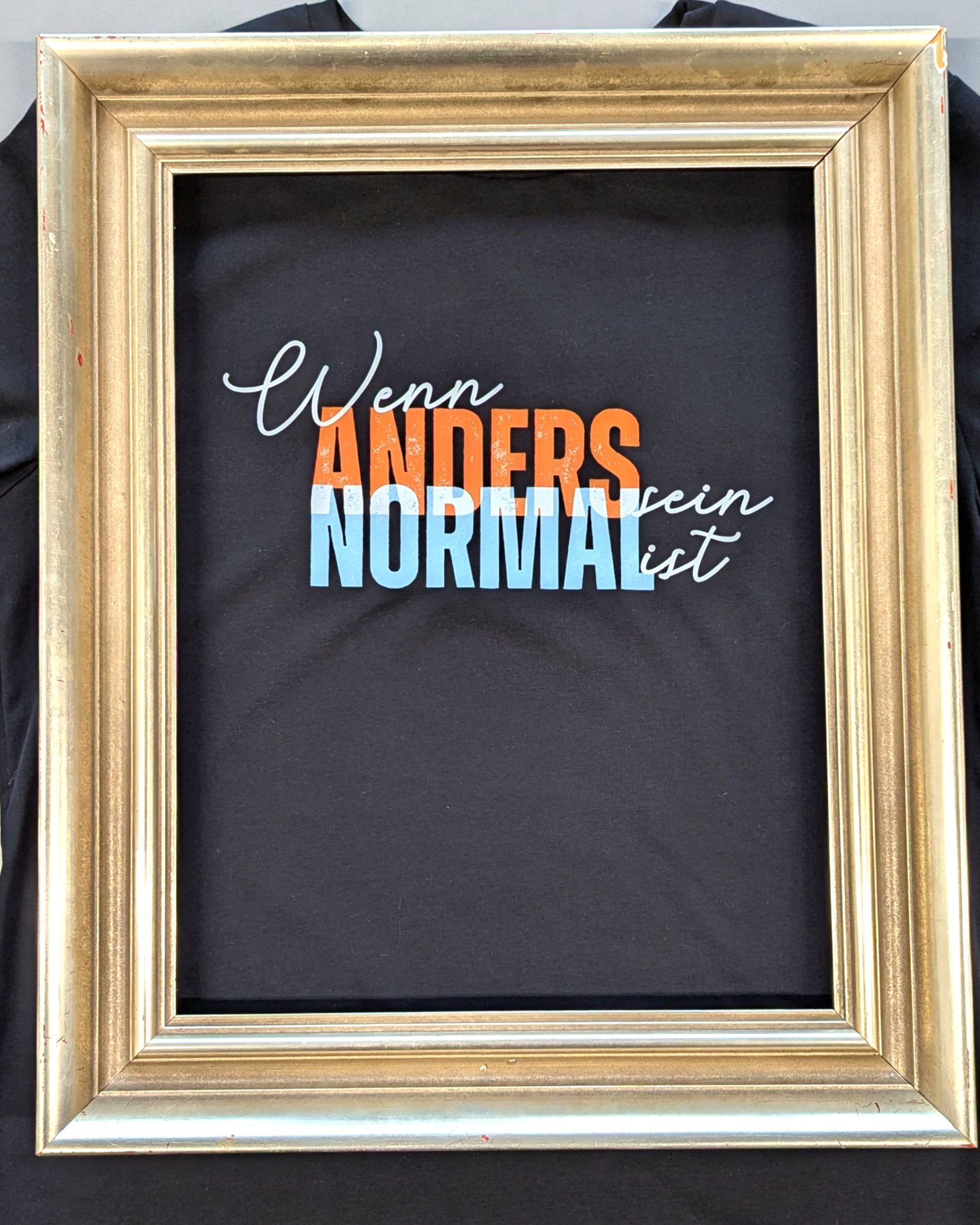 closeup_ANDERSNORMAL_schwarz