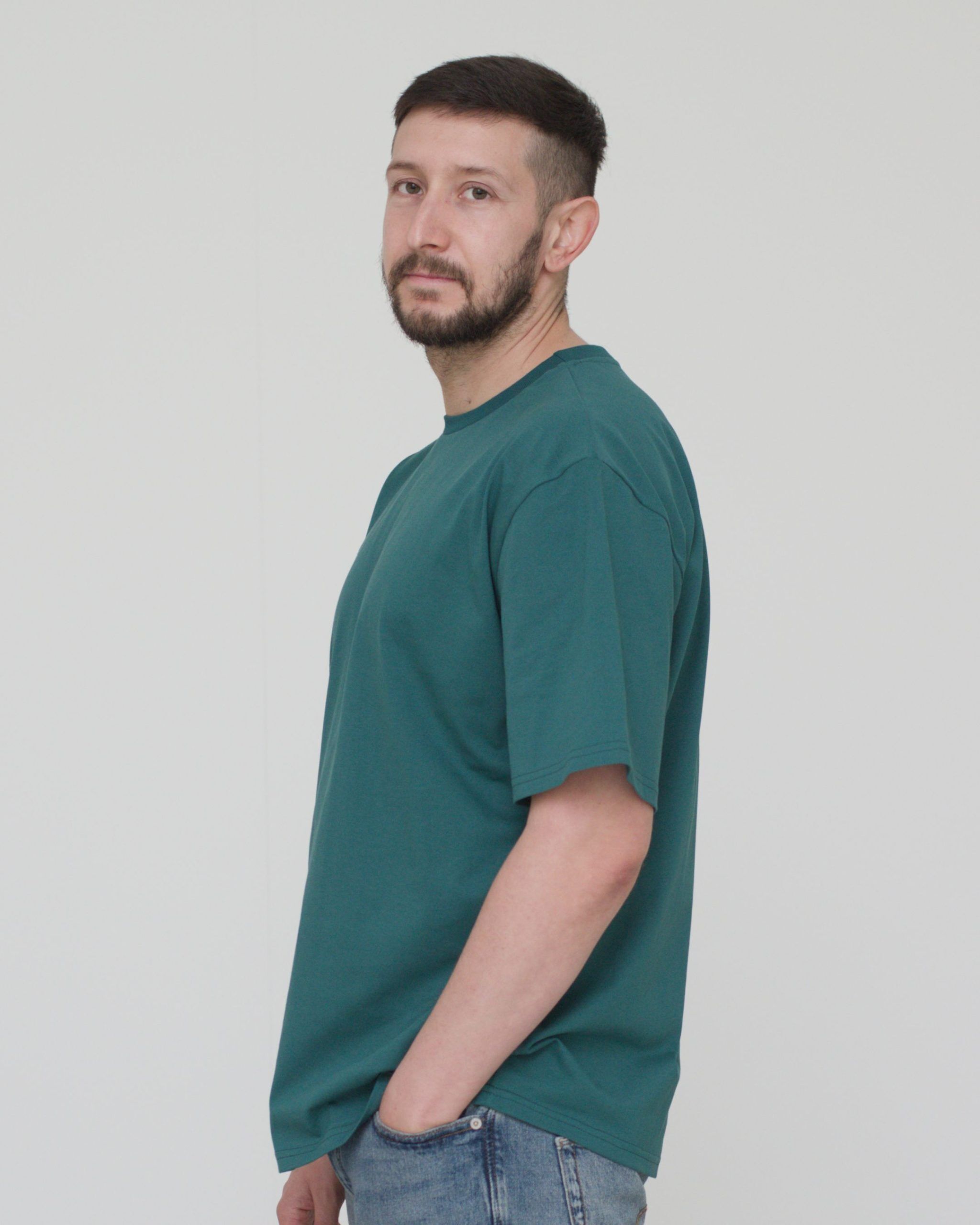 oversized_tshirt_unisex_petrol_mann_front01