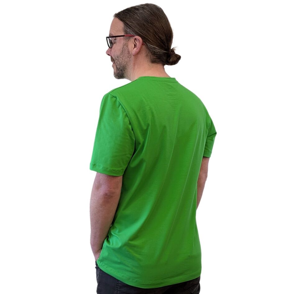 t-shirt_mann_stretch_baumwolle_fair_gruen_rueck