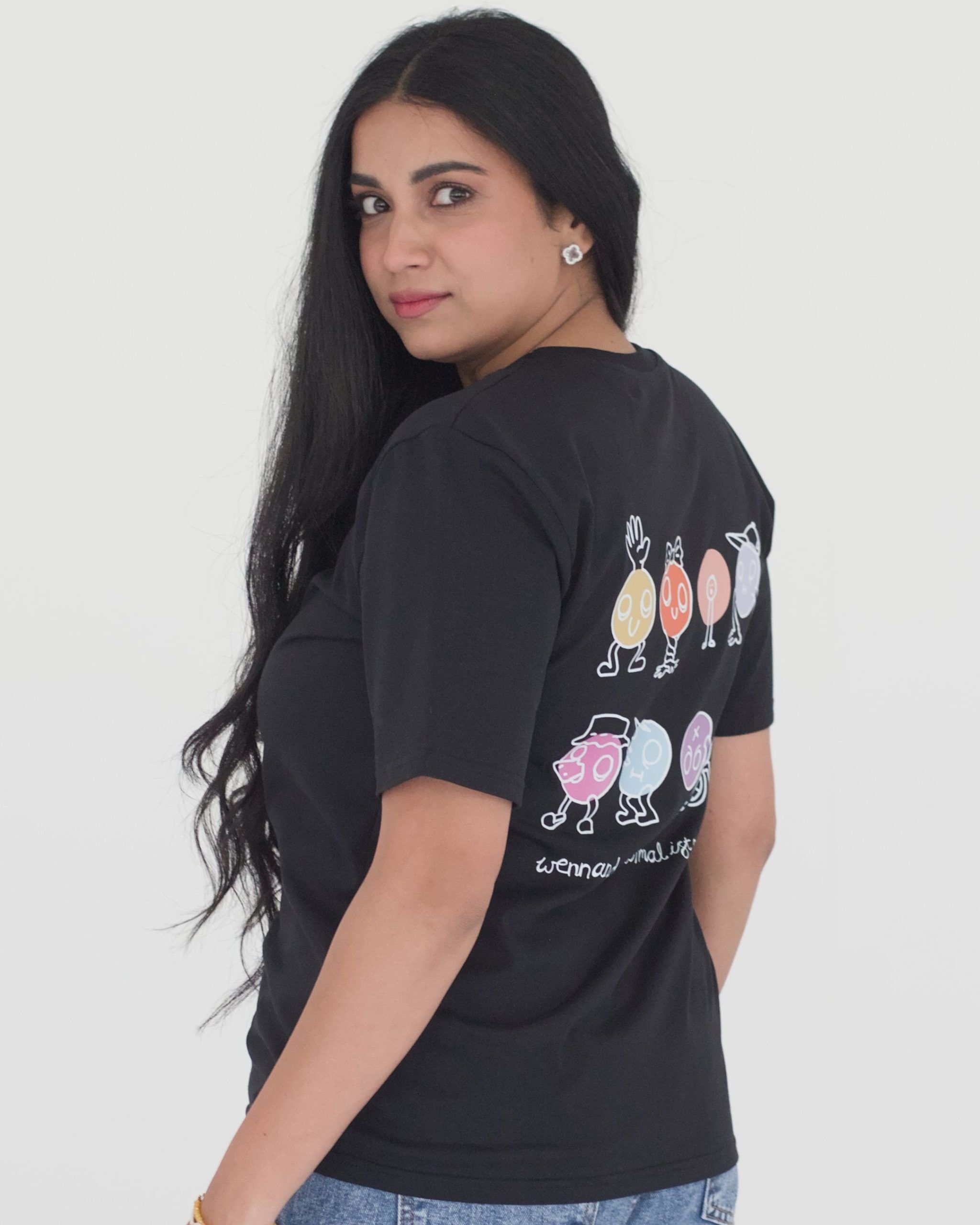 relaxed_tshirt_clique_schwarz_frau_03