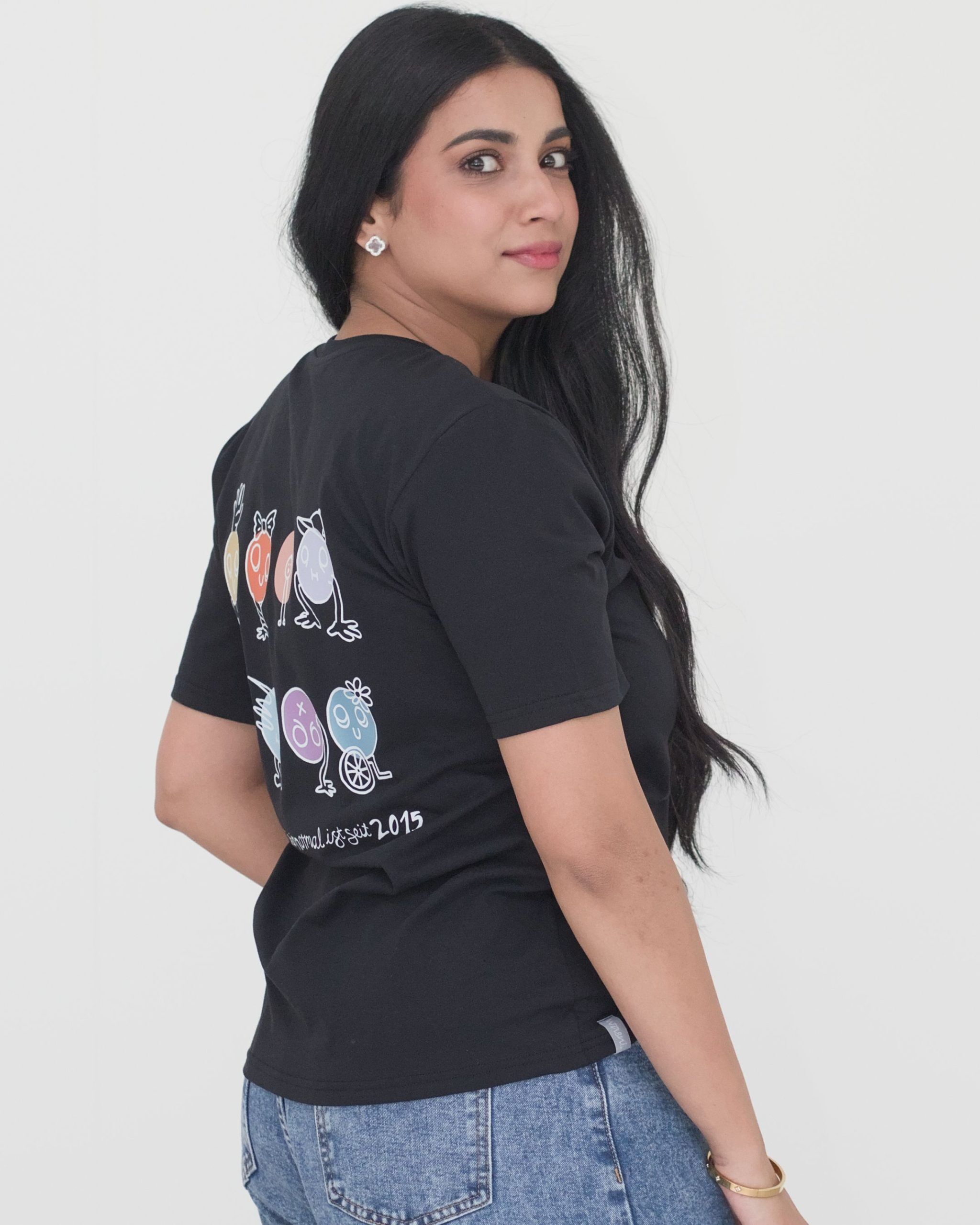 relaxed_tshirt_clique_schwarz_frau_04