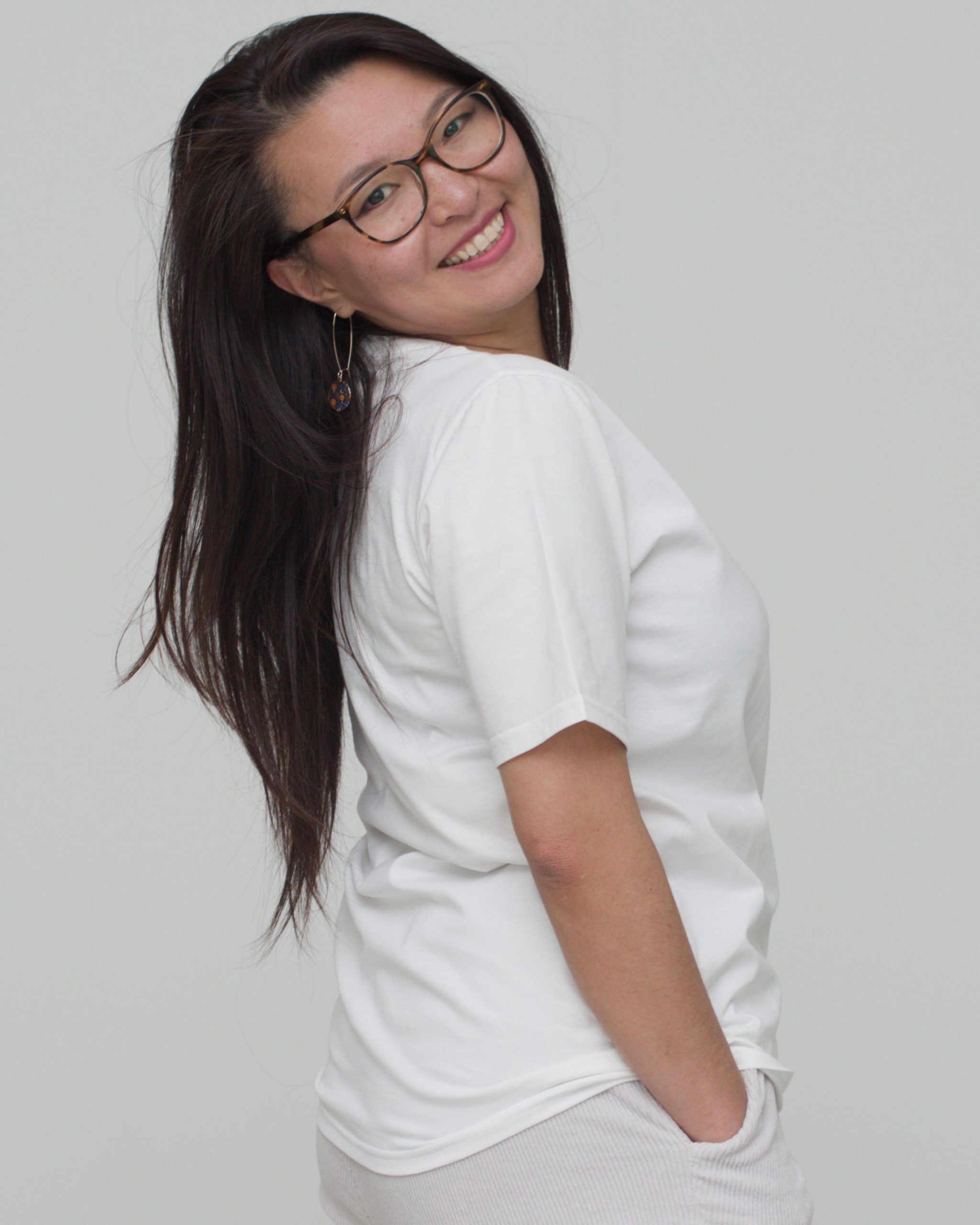 tshirt_relaxed_fit_bio_frau_weiss_rueck03