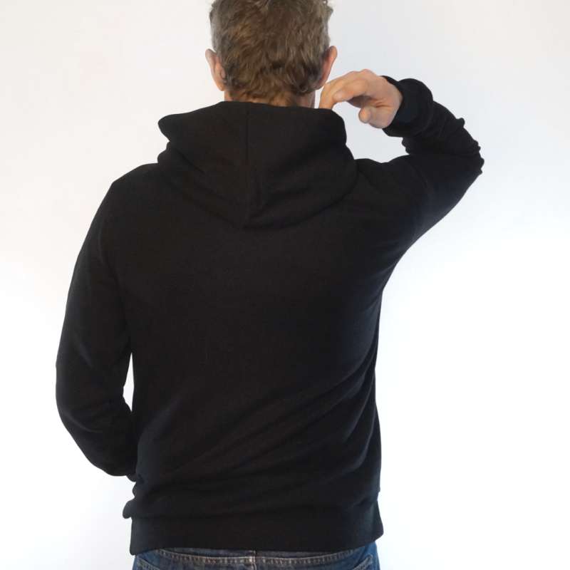 schwarz Hoodie fair fashion biobaumwolle öko schwarzer slow fashion Hoodie black