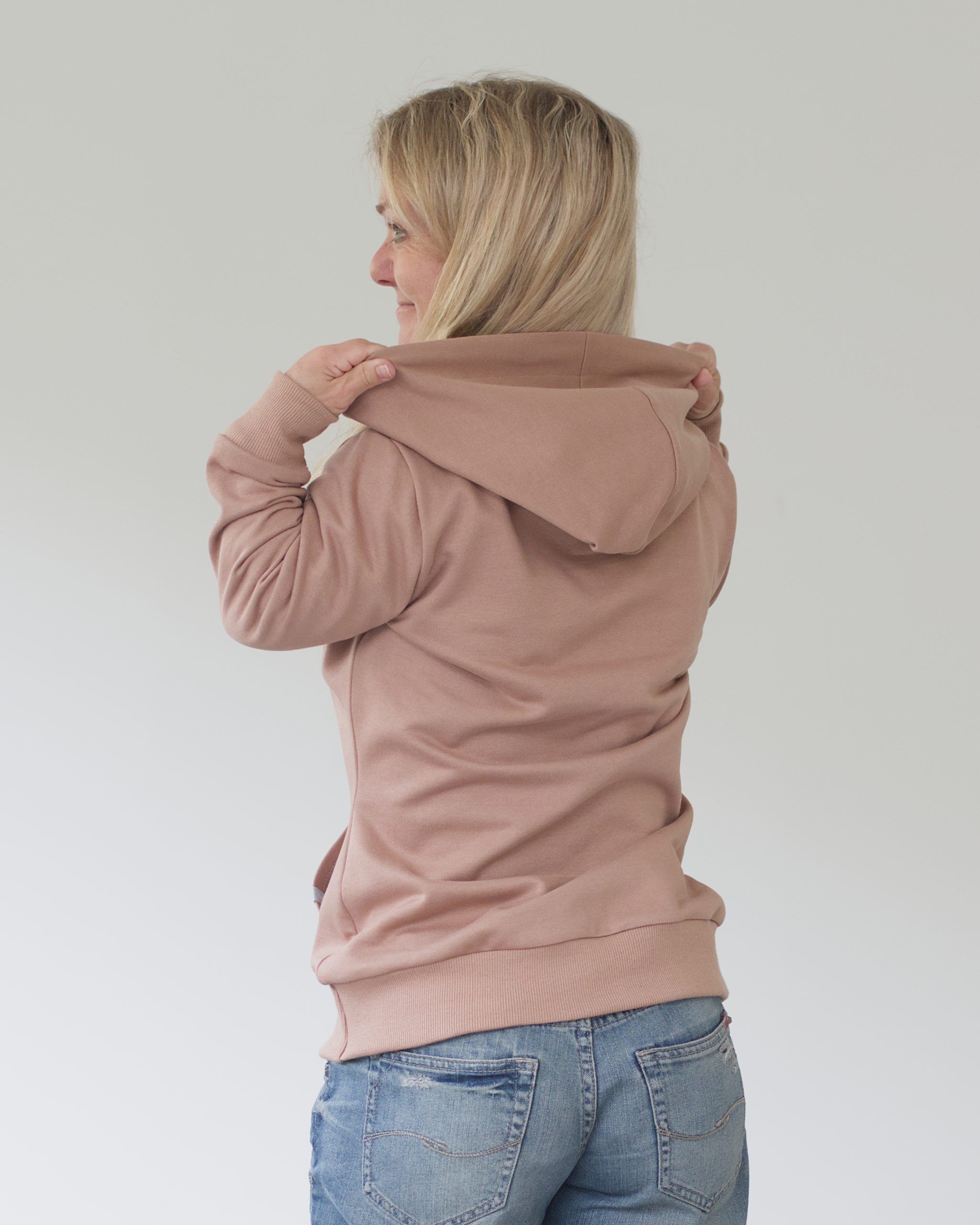 hoodie_mRV_bio_fair_frau_toffee_rueck