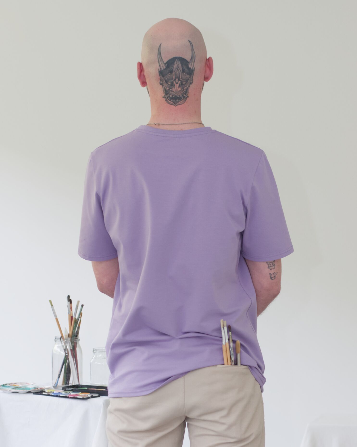 relaxed_tshirt_flieder_mann_rueck01
