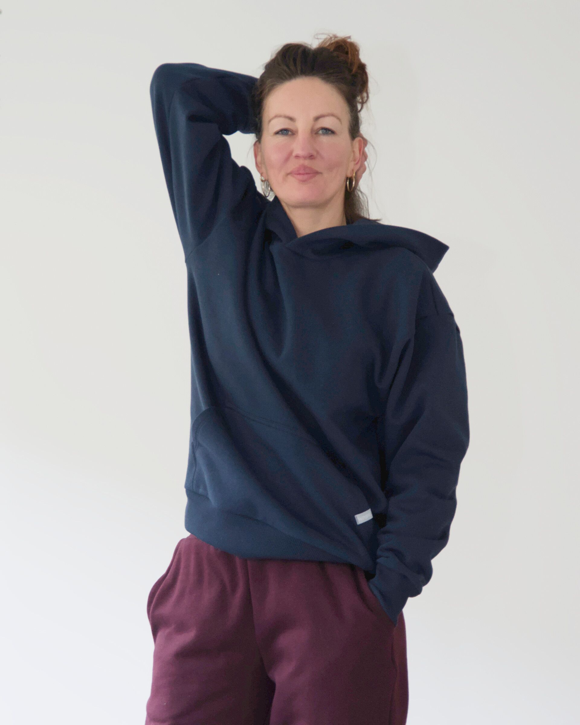 oversize_hoodie_unisex_marine_3a