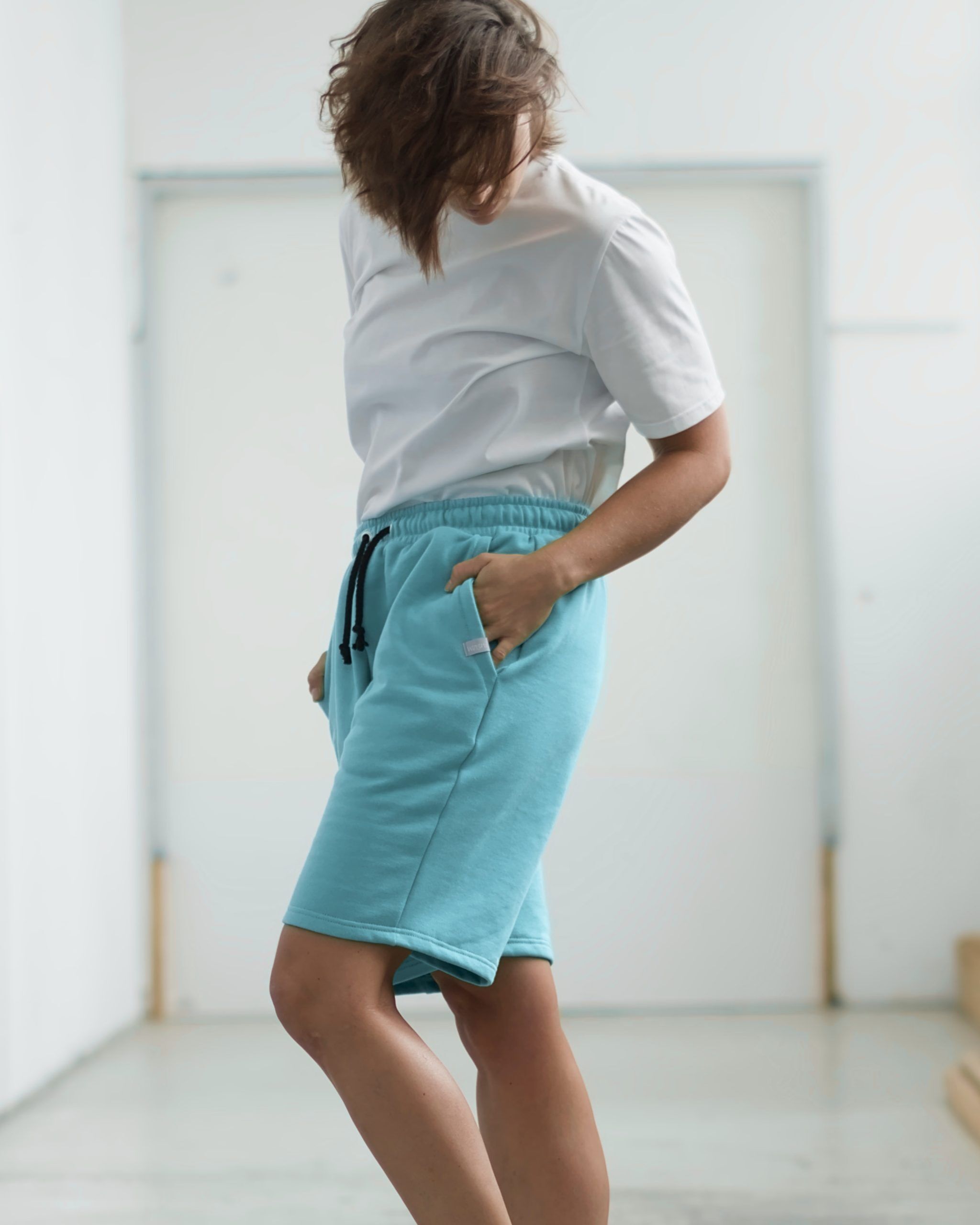 sweat_shorts_bio_frau_aqua_2