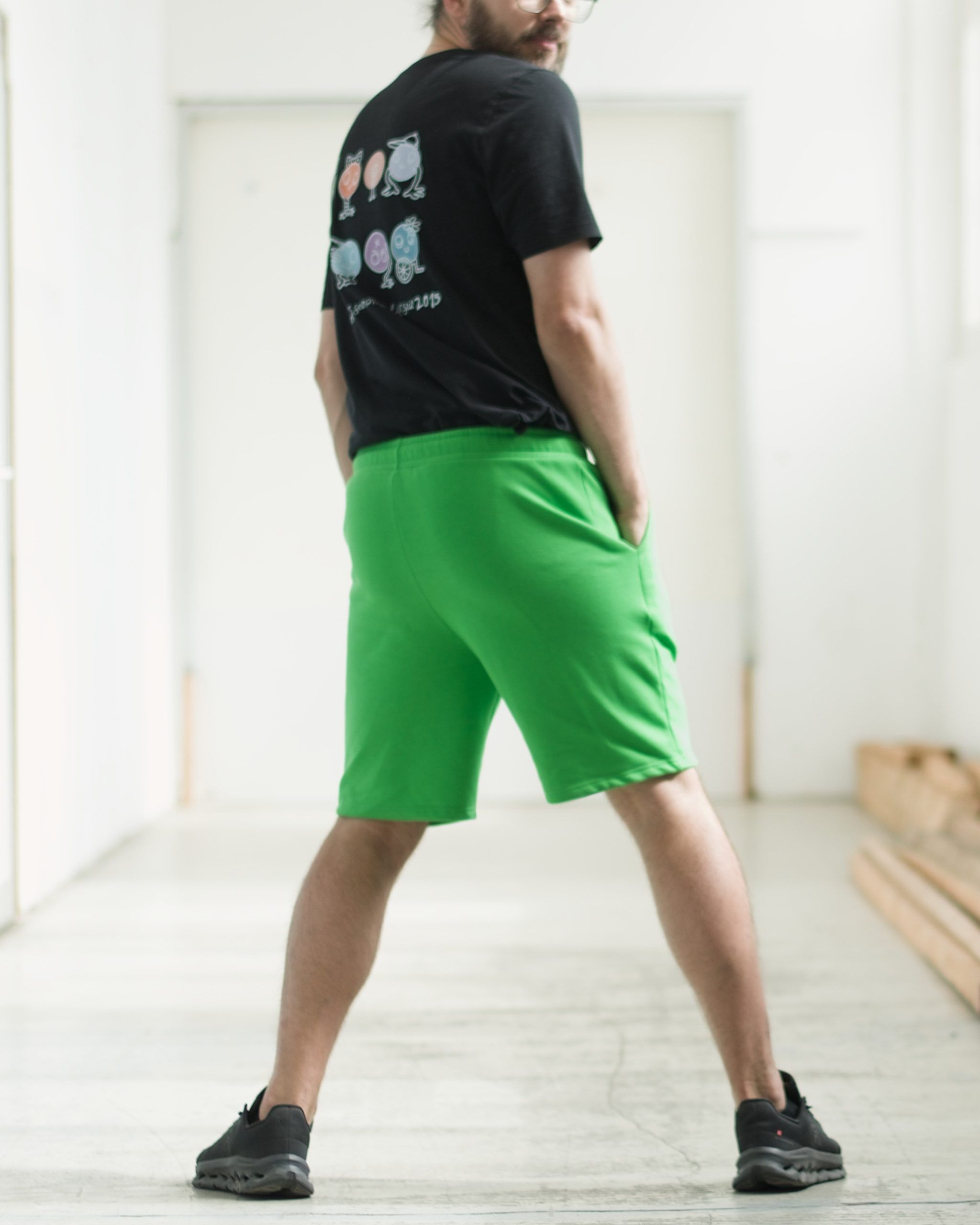 sweat_shorts_bio_mann_knallgrün_3