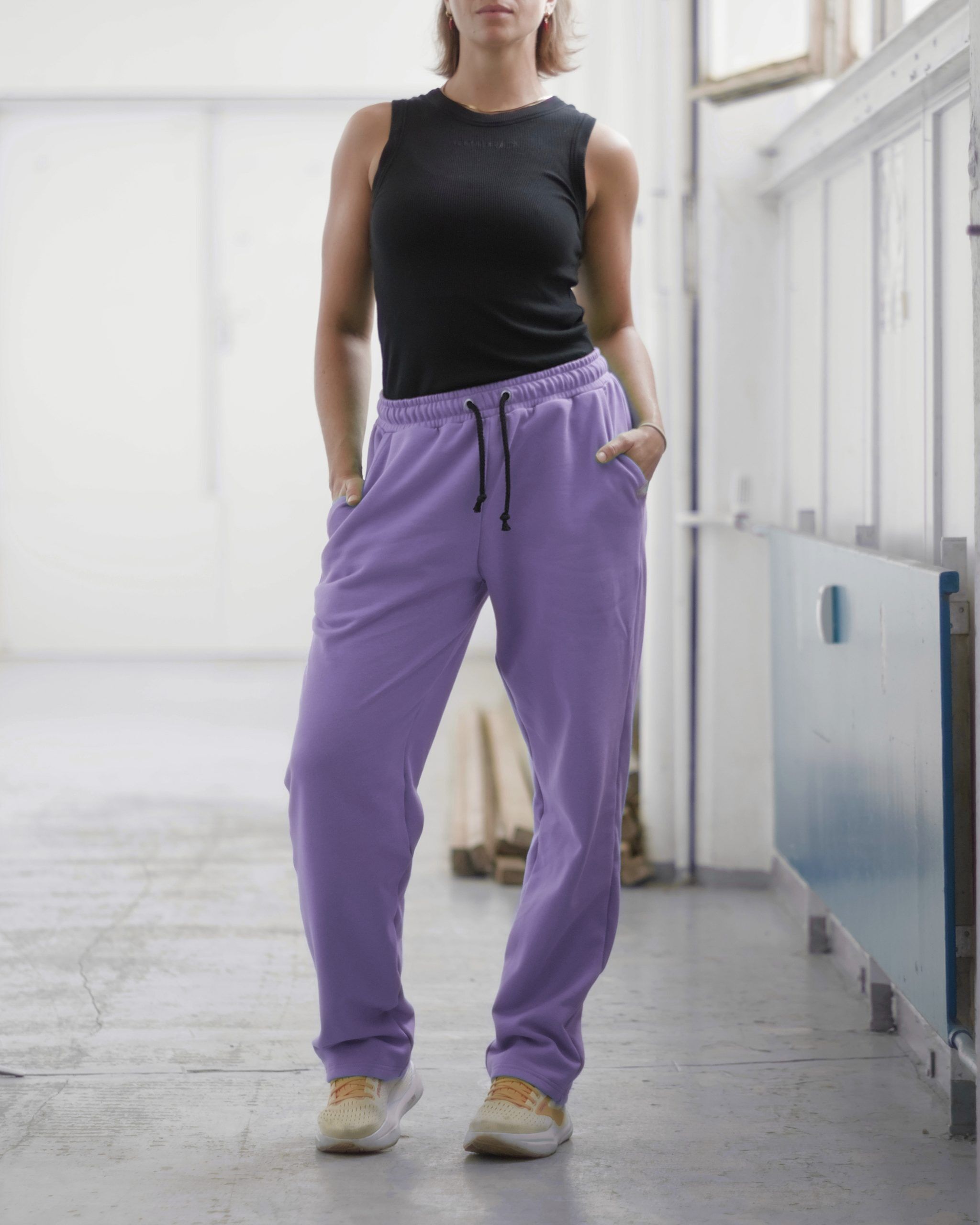jogger_straight_bio_hose_frau_flieder_1