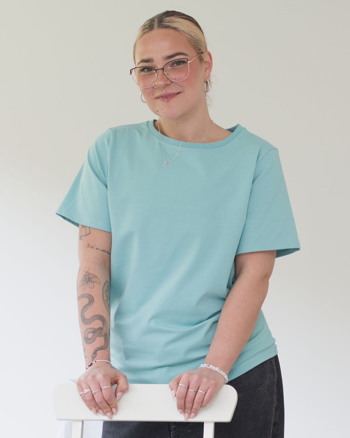 Tshirt_standart_aqua_frau_01