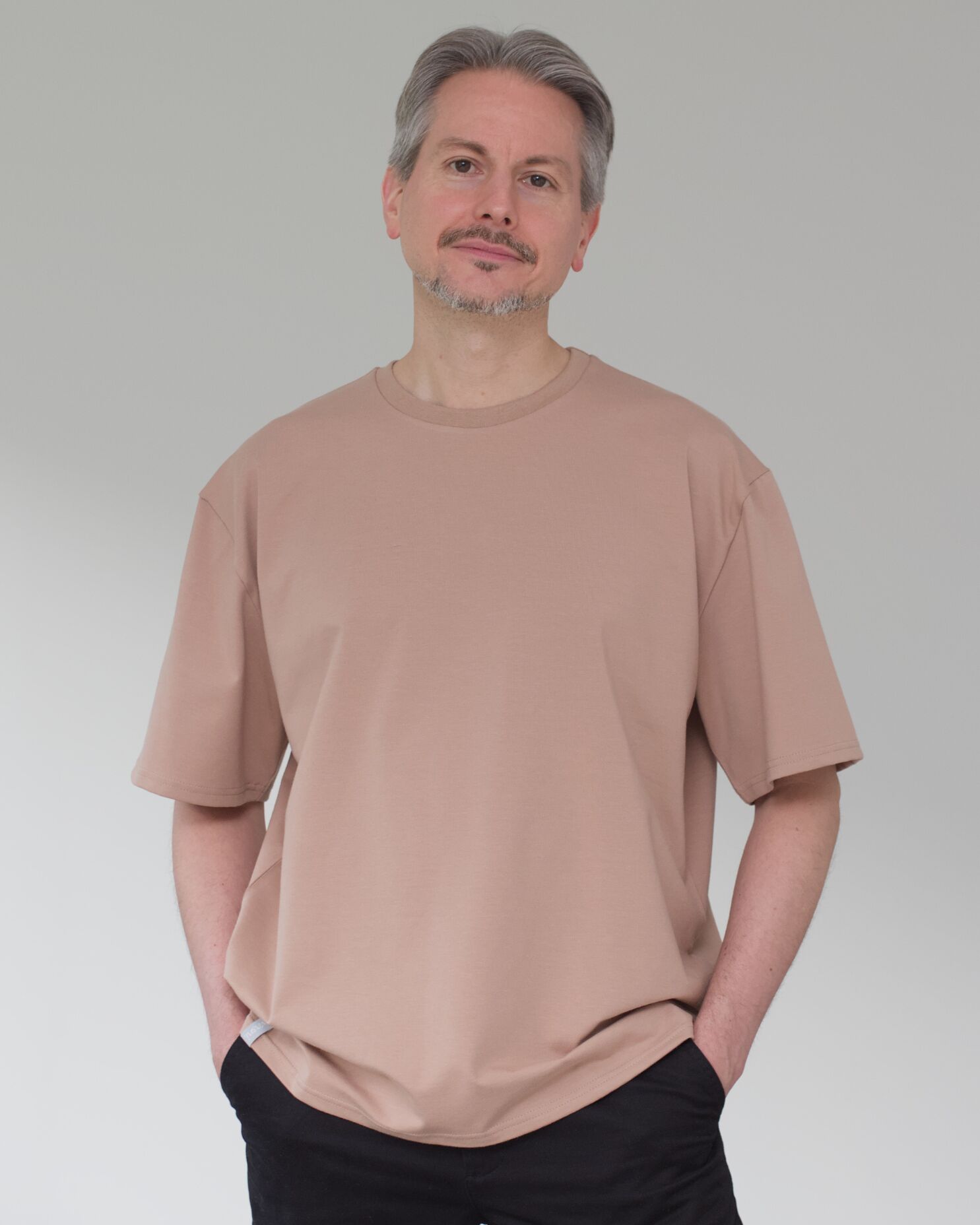 oversized_unisex_tshirt_toffee_01