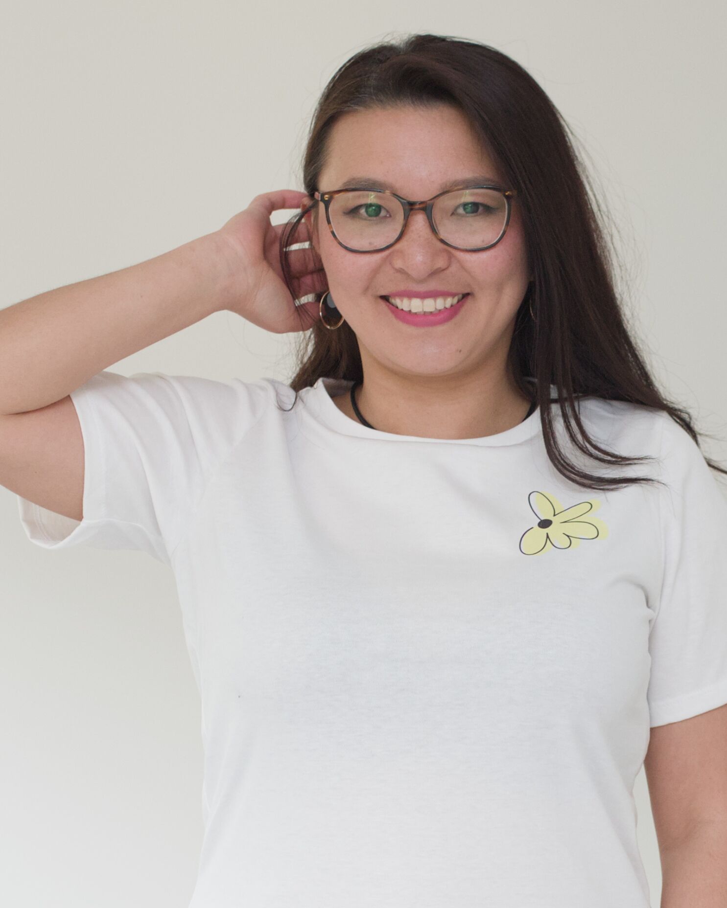 tshirt_blume_weiss_frau_02